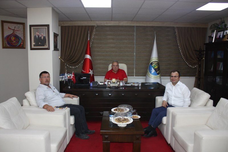 VAKIFBANK TURGUTLU ŞUBESİ YENİ MÜDÜRÜNDEN ODAMIZA ZİYARET
