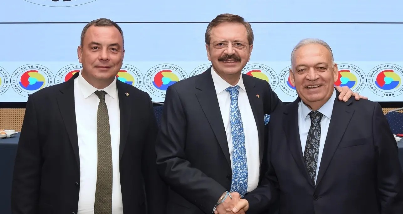 M Rifat Hisarcıklıoğlu, Dünya Odalar Federasyonu Başkanı Seçildi