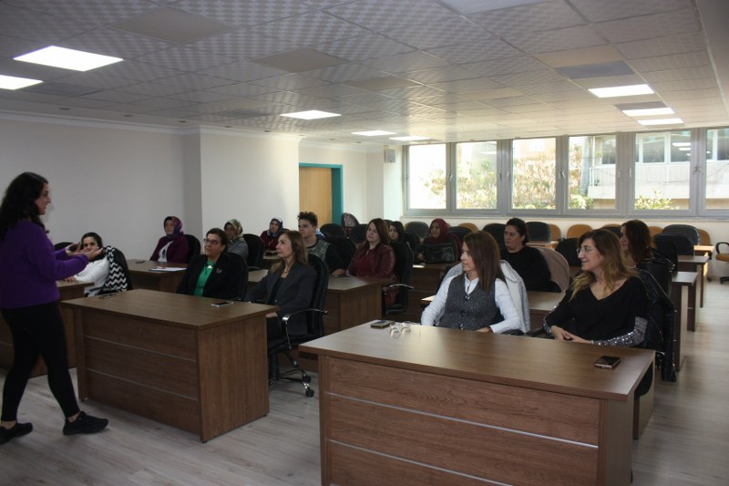 KIZ KARDEŞİM PROJESİ KAPSAMINDA FİNANSAL OKURYAZARLIK EĞİTİMİ VERİLDİ
