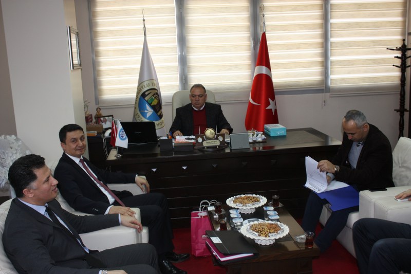 TURGUTLU İŞ BANKASI MÜDÜRÜ ODAMIZI ZİYARET ETTİ