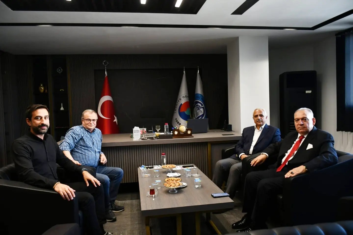 Çay Ticaret ve Sanayi Odası'ndan Başkan Aydın'a Ziyaret