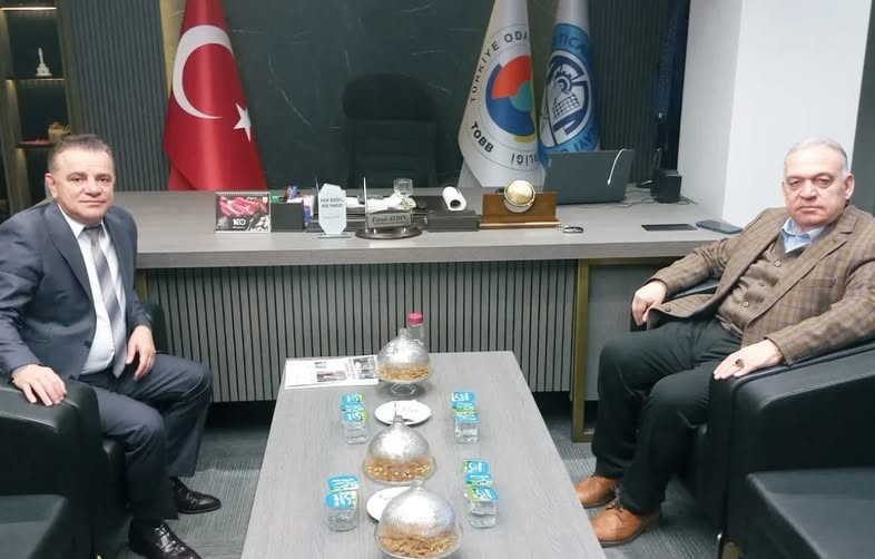 Turgutlu Vergi Dairesi Müdürü Şerafettin Kılınç’tan TUTSO Başkanı Faruk Aydın’a Ziyaret