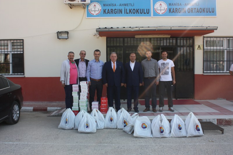 ODAMIZ TARAFINDAN İHTİYAÇ SAHİBİ ÖĞRENCİLERE AYAKKABI VE KIYAFET YARDIMI