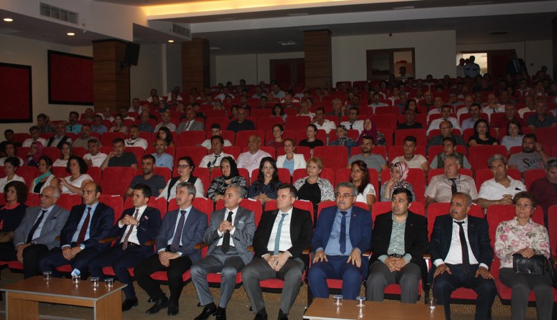 KENDİMİZİ TANIMAK BİRBİRİMİZİ ANLAMAK KONFERANSI GERÇEKLEŞTİ