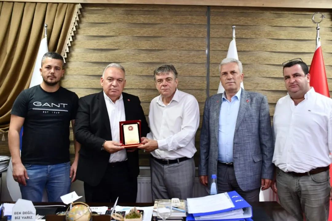 Turgutlu Arnavut Kültür Derneği, TUTSO Başkanı Aydın’ı Ziyaret