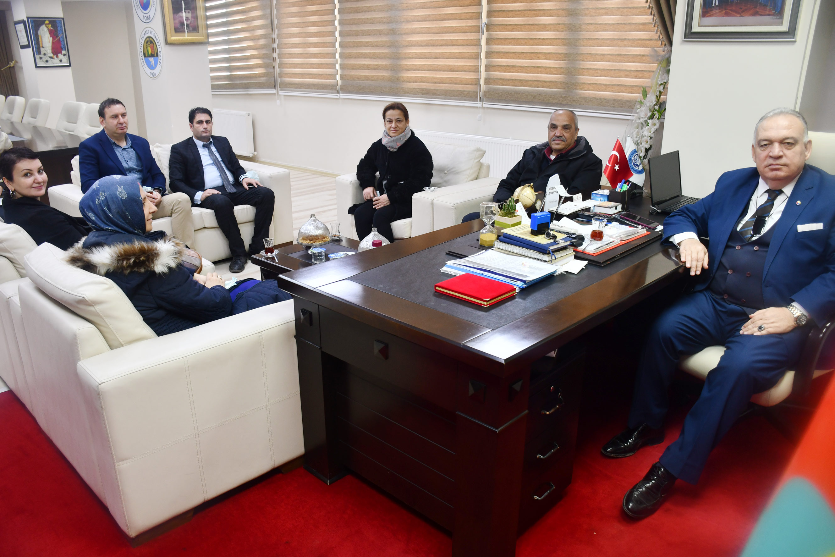 Turgutlu Gazi Ortaokulu'ndan TUTSO Başkanı Faruk Aydın'a Ziyaret