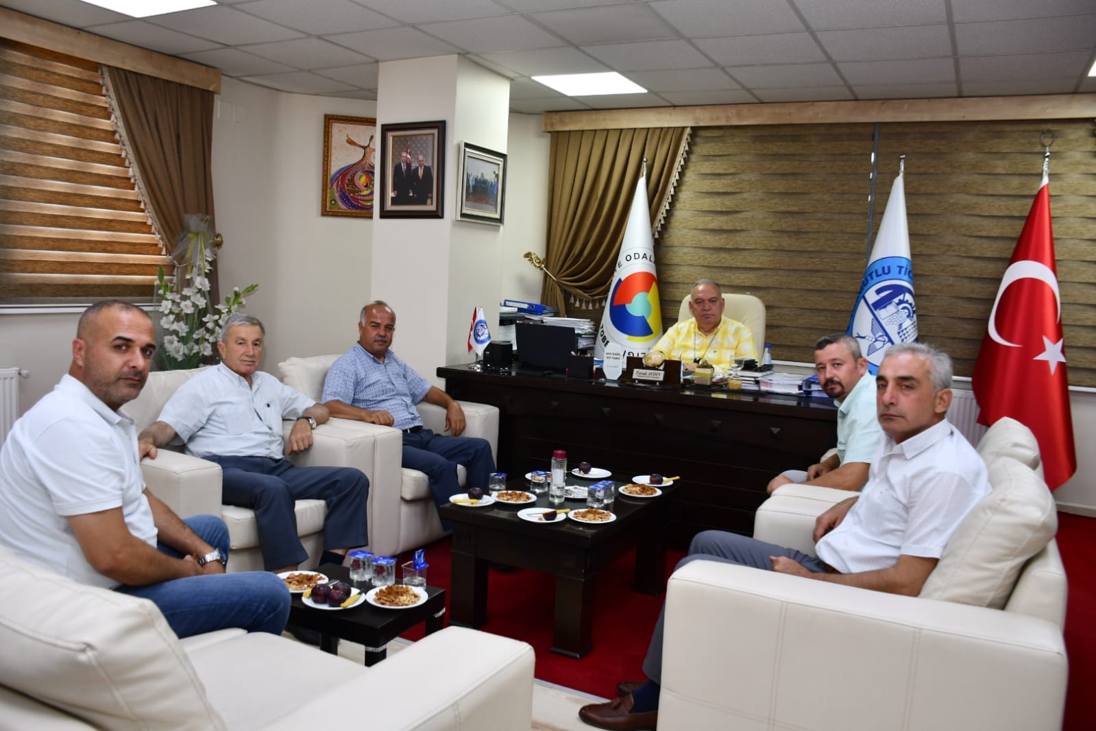 Aydın Pamuk ve Yağlı Tohum Satış Kooperatifi'nden TUTSO Başkanı Aydın'a ziyaret