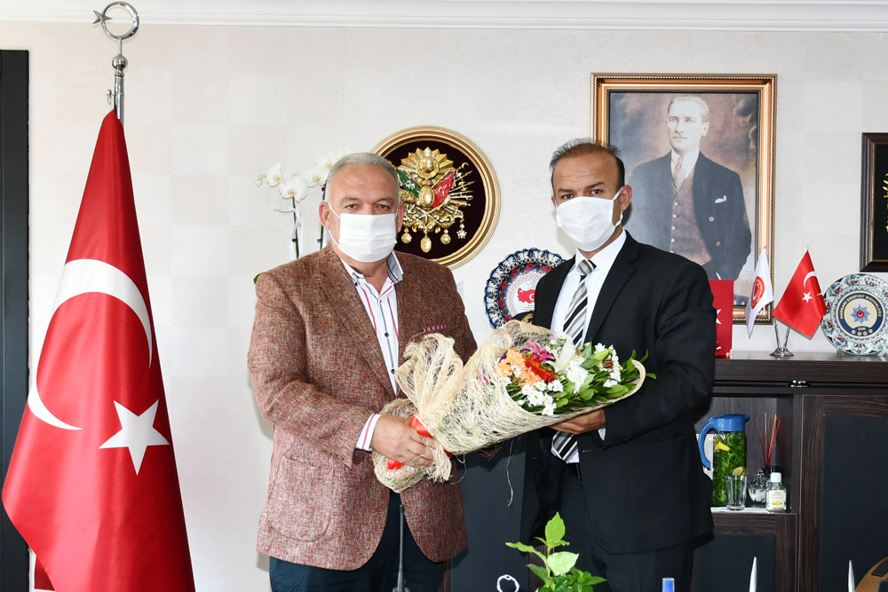 Turgutlu'nun Yeni İlçe Emniyet Müdürü Harun Tutak'a hayırlı olsun ziyareti