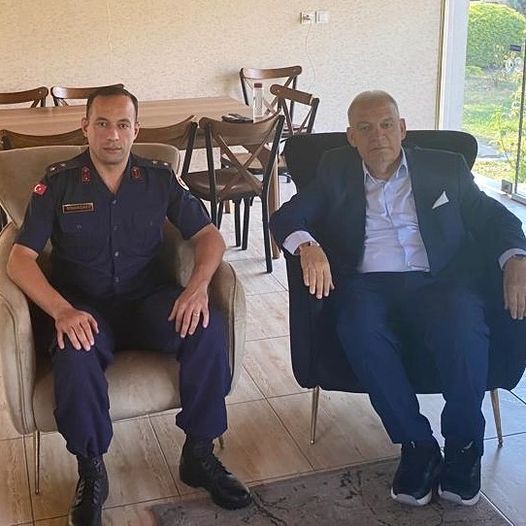 Başkan Aydın\'dan, Turgutlu İlçe Jandarma Komutanı Karacalı\'ya Ziyaret