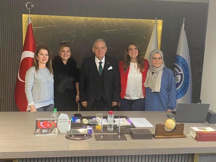Hayal Çınar'dan Başkan Aydın'a Ziyaret