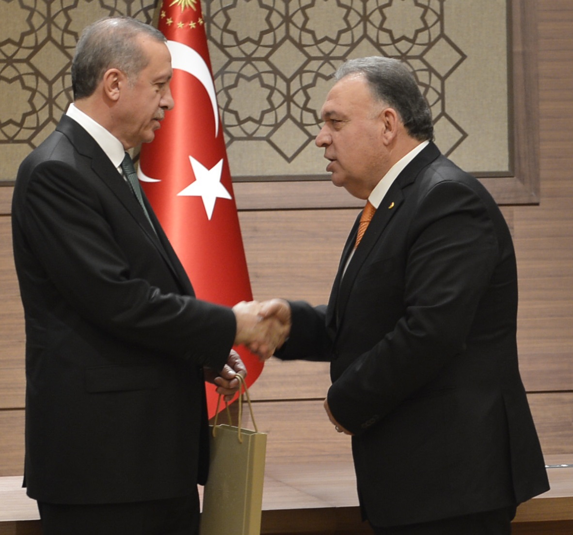 365 ODA VE BORSA BAŞKANI İLE BİRLİKTE CUMHURBAŞKANI ERDOĞAN’I ZİYARET ETTİK