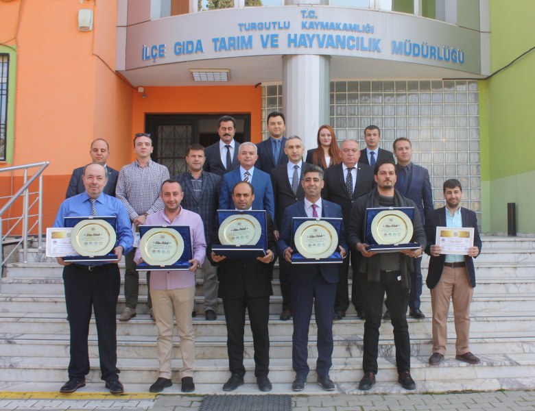 ALTIN TABAK ÖDÜLLERİ SAHİPLERİNE BULDU