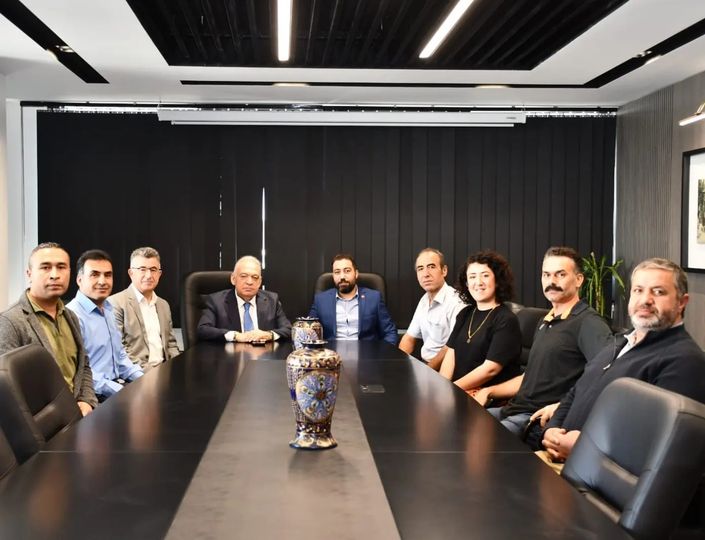 Başkan Aydın'a Eğitimcilerden Ziyaret