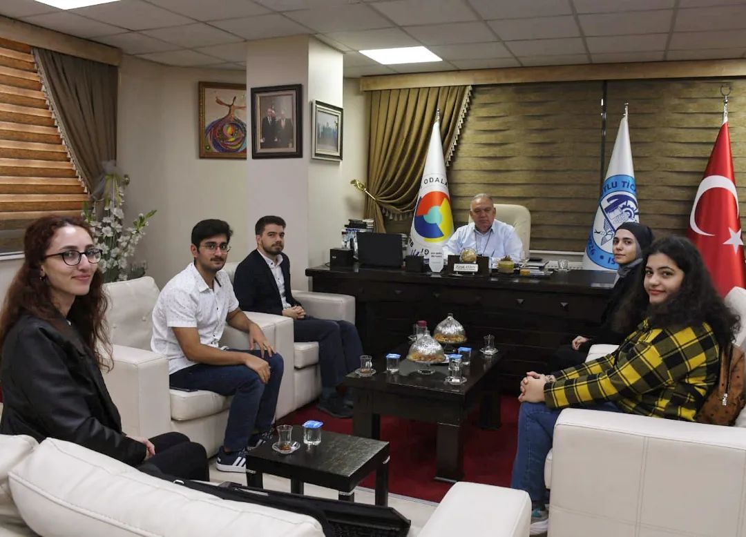 Manisa CBÜ Teknoman Takımı'ndan Başkan Aydın'a Ziyaret