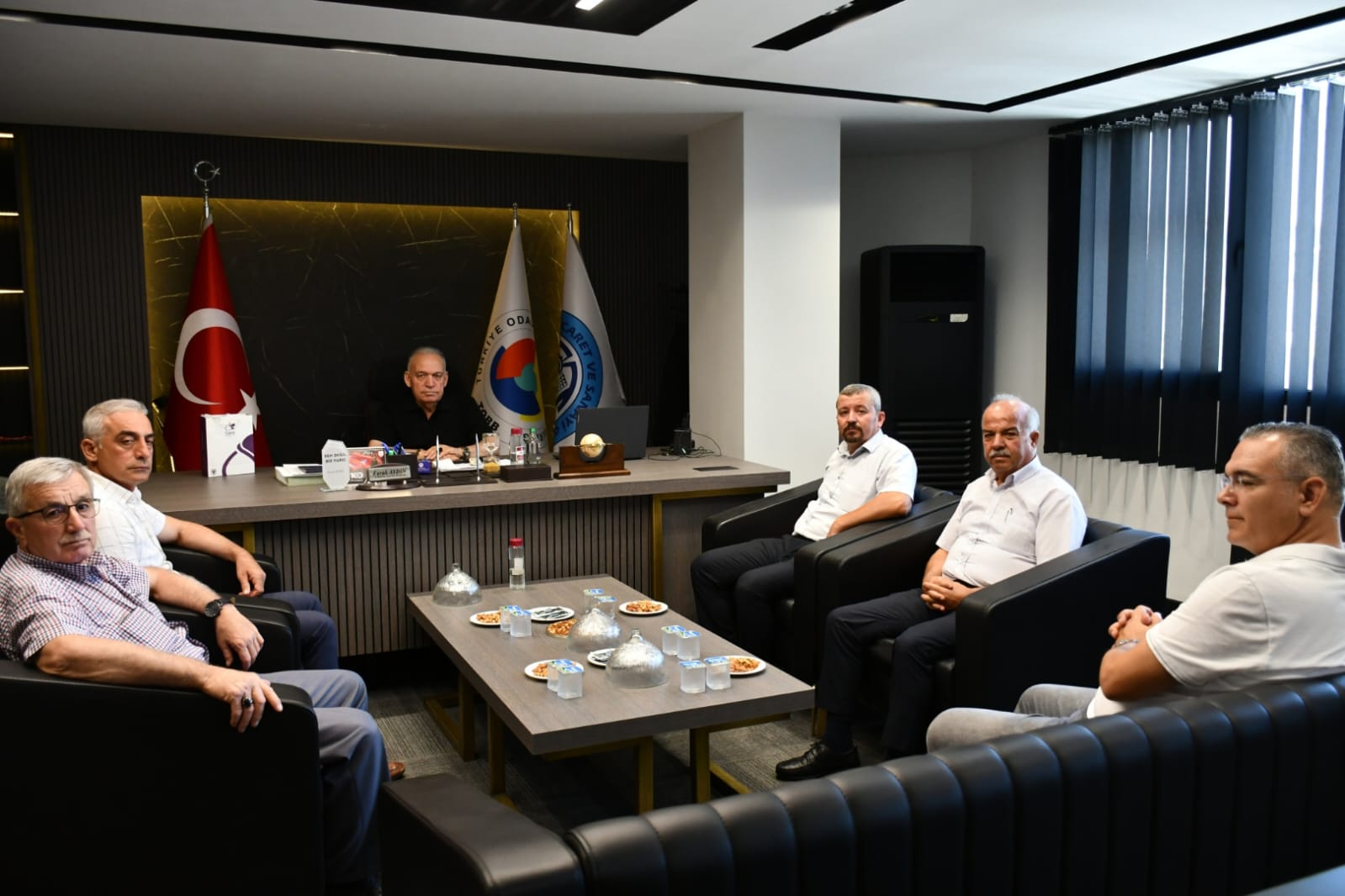 Başkan Aydın'a Tariş'ten Ziyaret