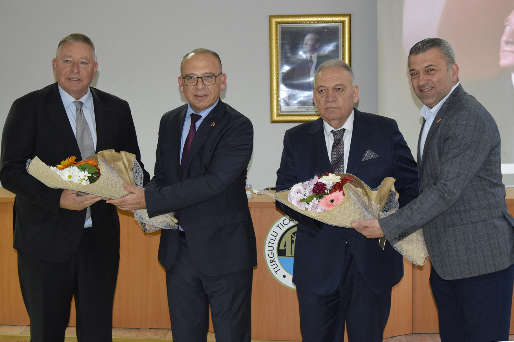 TUTSO\'da 2025 Yılının İlk Meclis Toplantısı Gerçekleştirildi