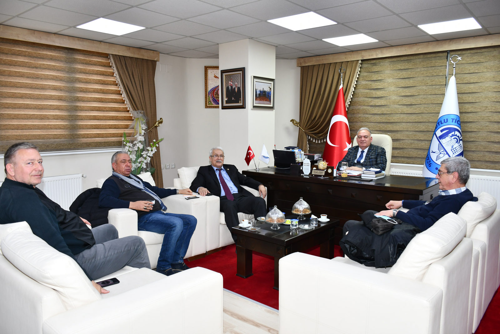 Turgutlu'nun Master Planı ile İlgili TUTSO Yönetim Kurulu Başkanı Faruk Aydın'a Ziyaret