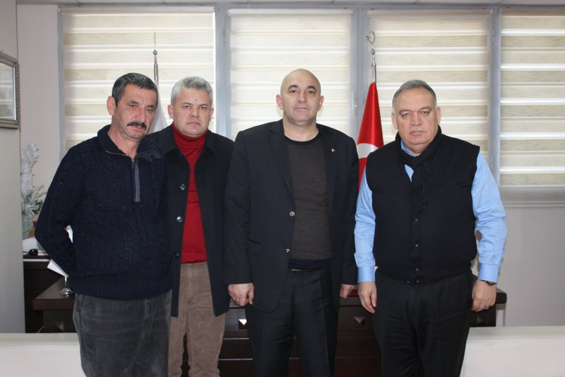 AFYON TİCARET BORSASI YÖNETİM KURULU BAŞKANI MEHMET MÜHSÜRLER, FARUK AYDIN’ I ZİYARET ETTİ.