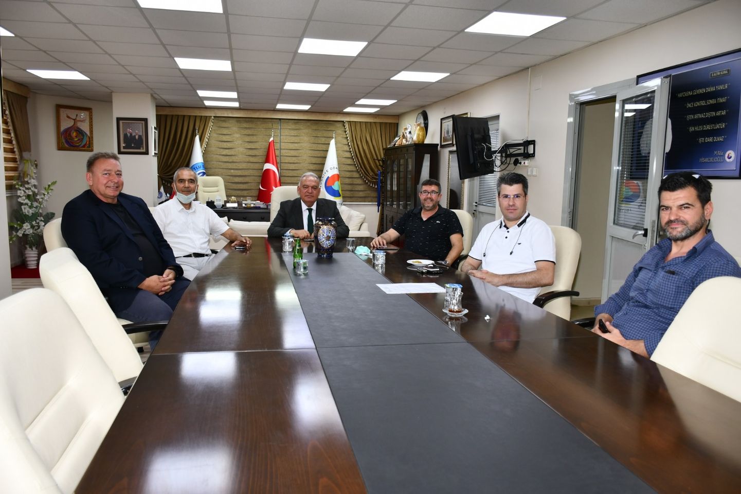 TUTSO Yönetim Kurulu Başkanı Faruk Aydın Ziyaretçilerini Ağırladı