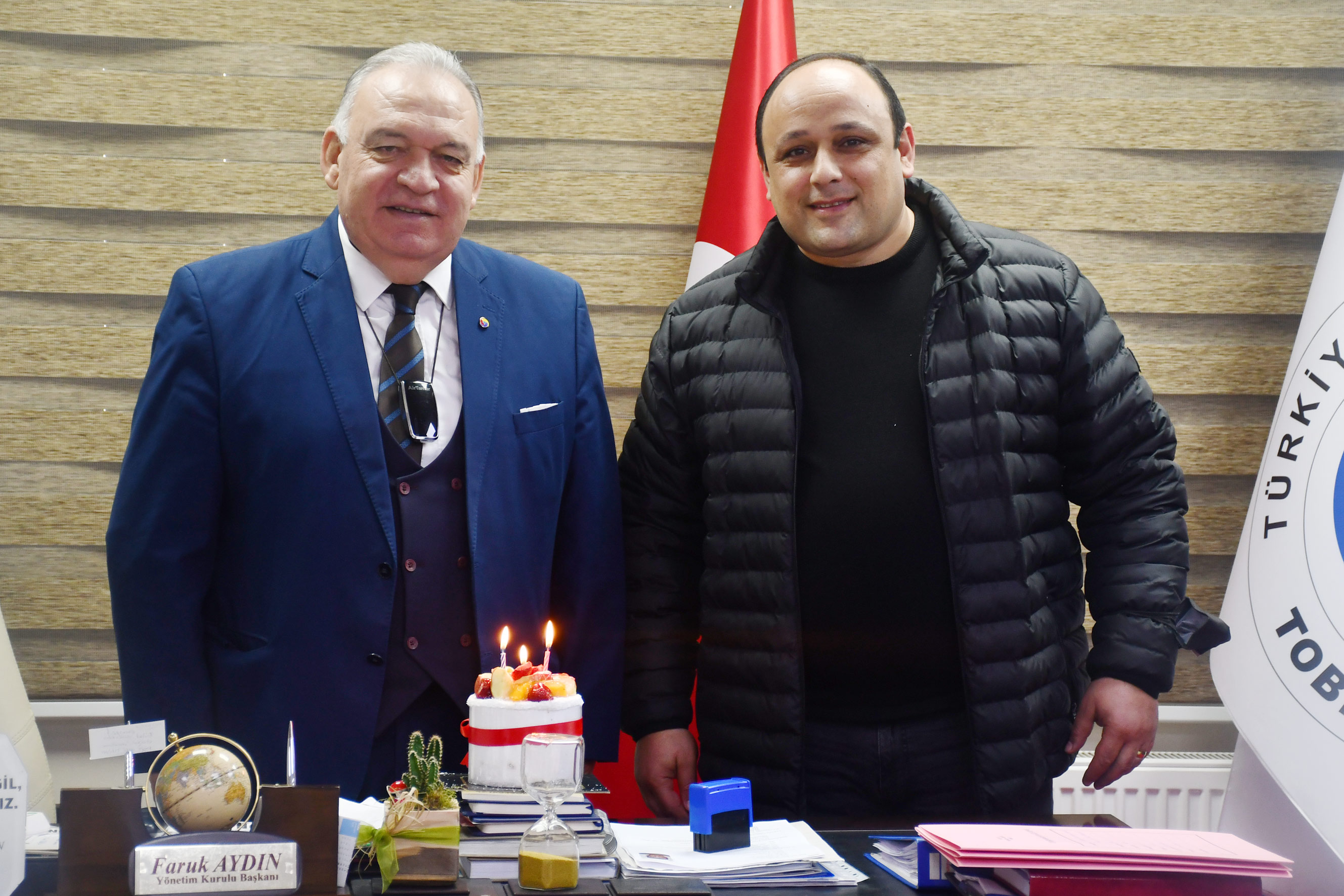Başkan Aydın'dan Yönetim Kurulu Üyesine Sürpriz Doğun Günü