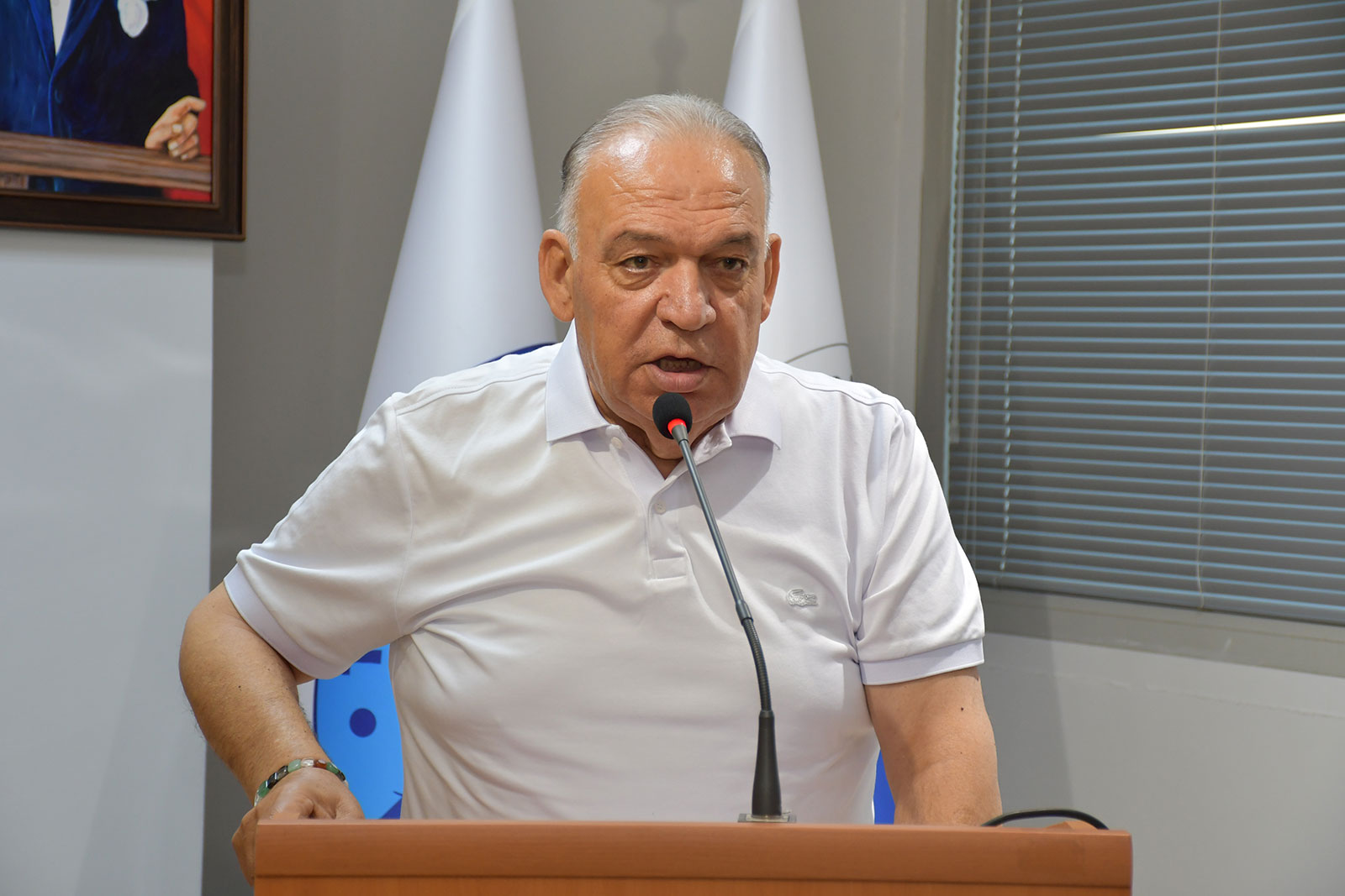 AYDIN “KOBİ KREDİLERİNDE YAŞANAN DARALMA SEKTÖRLERİ OLUMSUZ ETKİLİYOR”