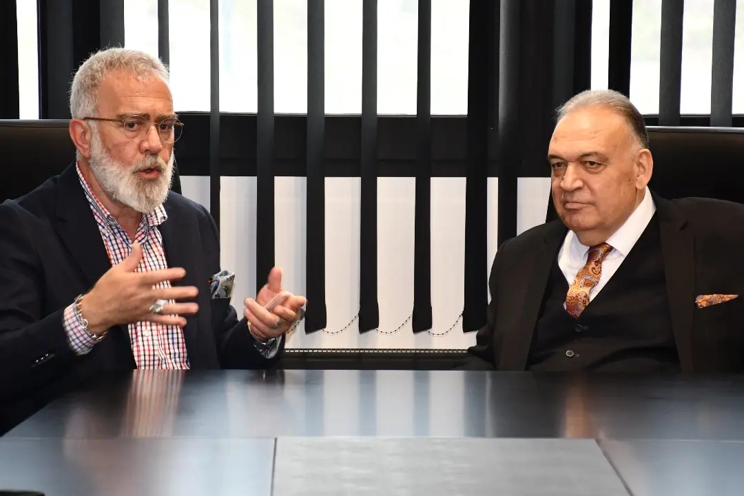 Bahadır Yenişehirlioğlu'ndan Başkan Aydın'a Ziyaret