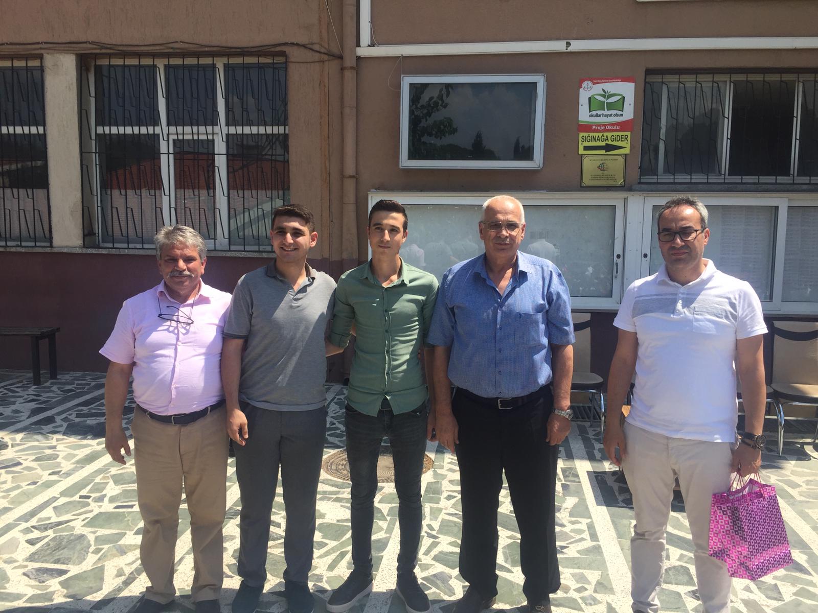 MESLEK LİSESİ MEZUNLARINA DESTEĞİMİZ DEVAM EDİYOR