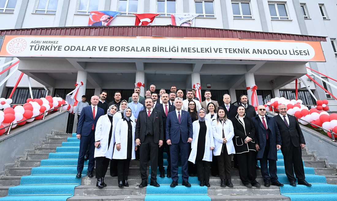 Ağrı TOBB Mesleki ve Teknik Anadolu Lisesi hizmete açıldı