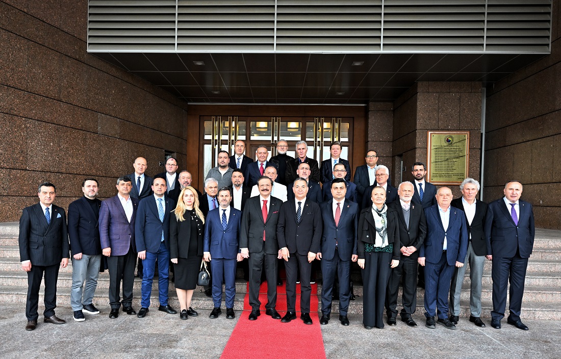 Hizmetler Meclisi’nden Hisarcıklıoğlu’na ziyaret