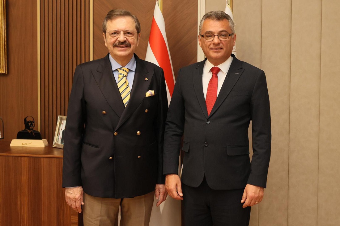 Hisarcıklıoğlu KKTC Cumhurbaşkanı Erhürman’ı ziyaret etti