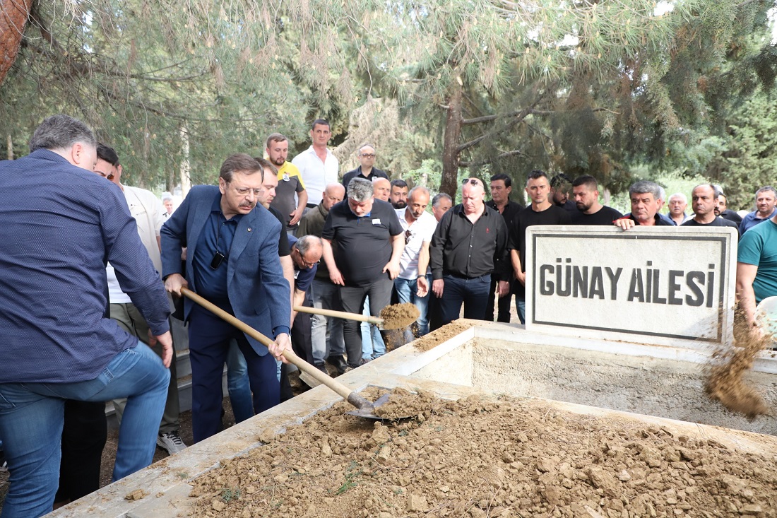 Hisarcıklıoğlu, Cengiz Günay’ın babası Cemil Günay’ın cenaze törenine katıldı