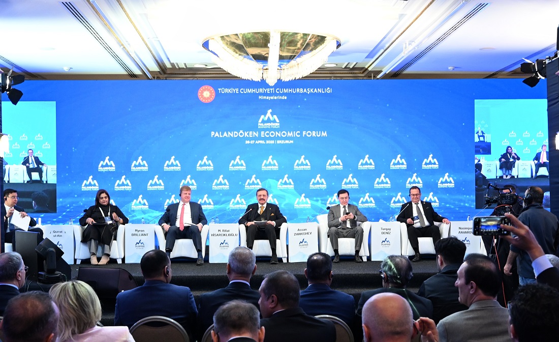 Palandöken Ekonomi Forumu’nda Türkiye’nin yatırım ufku konuşuldu