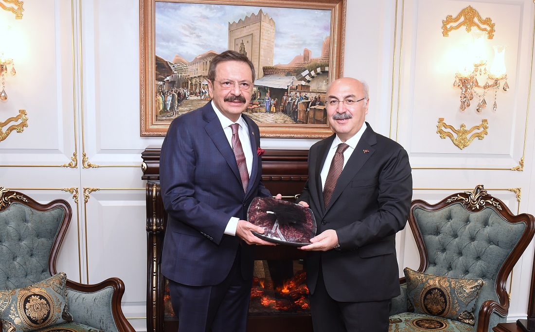 Adana Valisi Yavuz Selim Köşger’i ziyaret