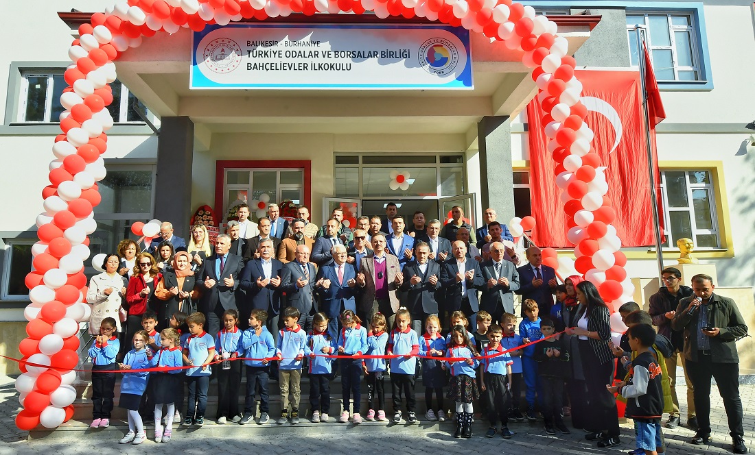 Hisarcıklıoğlu, Burhaniye TOBB Bahçelievler İlkokulu’nu hizmete açtı