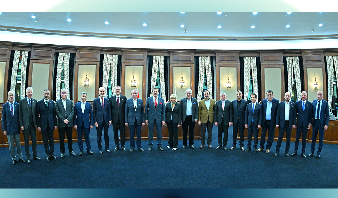 Hisarcıklıoğlu, Işınsu Kestelli’yi tebrik etti