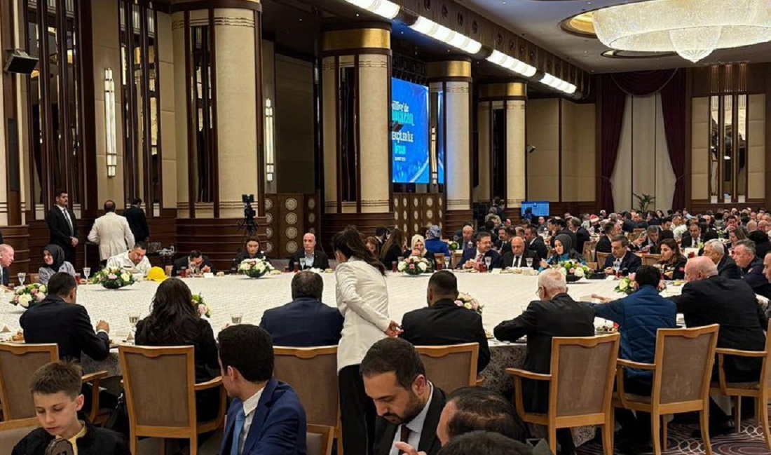 Hisarcıklıoğlu, Cumhurbaşkanı Erdoğan’ın ev sahipliğindeki Emekçiler ile İftar Buluşması’na katıldı