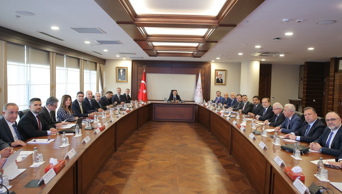 “Kayıt dışılığın azaltılması ve adaletli bir vergi sistemi hepimizin ortak hedefi”