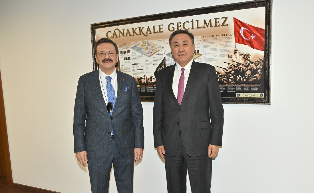 Hisarcıklıoğlu, TDT Genel Sekreteri Ömüraliyev ile görüştü