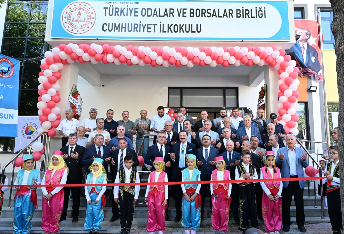 Hisarcıklıoğlu Seydişehir TOBB Cumhuriyet İlkokulu’nun açılışına katıldı
