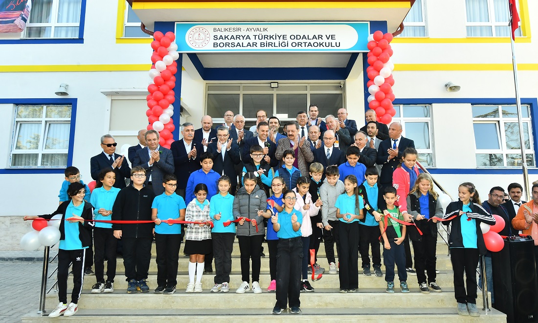 Sakarya TOBB Ortaokulu hizmete açıldı
