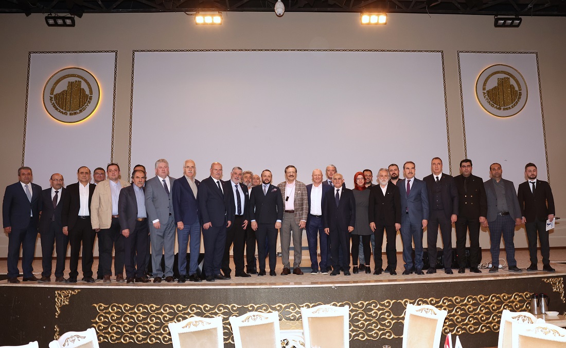Hisarcıklıoğlu, TİMKODER iftar programına katıldı