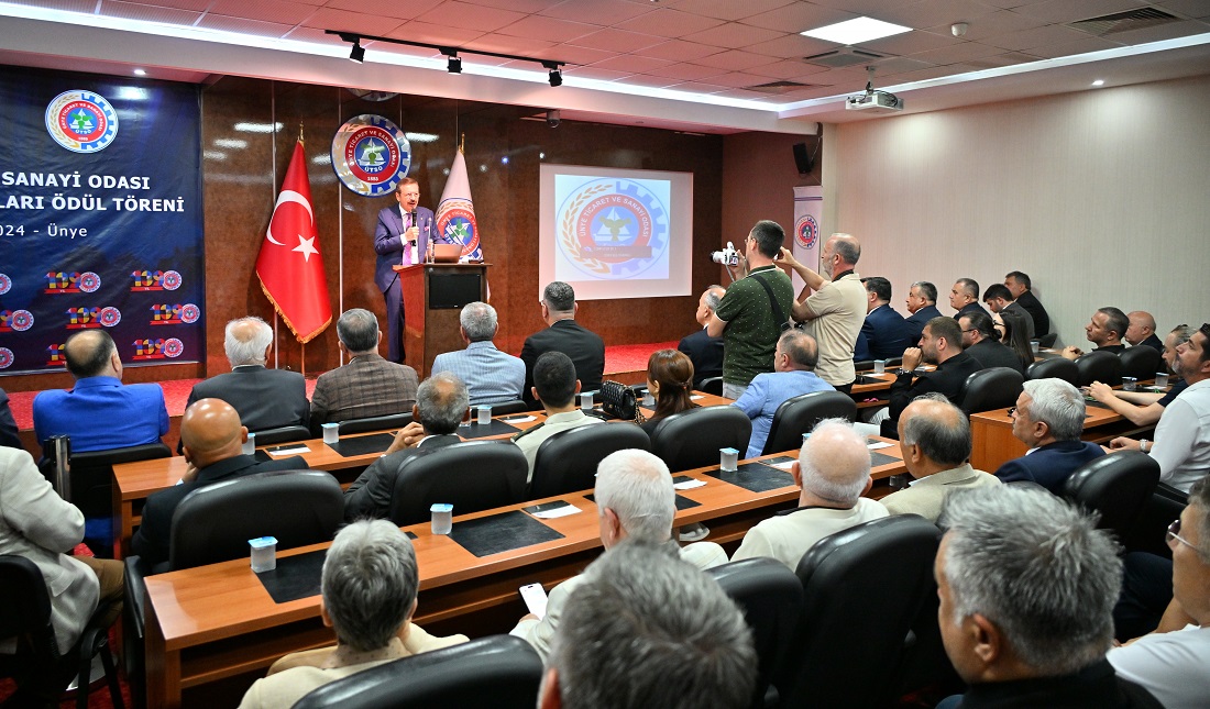 Ünye’de ekonominin yıldızları ödüllerini aldı