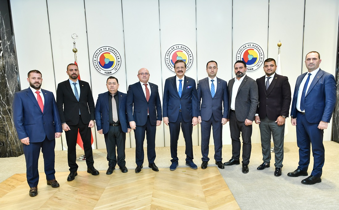 Burhaniye TO’dan Hisarcıklıoğlu’na ziyaret