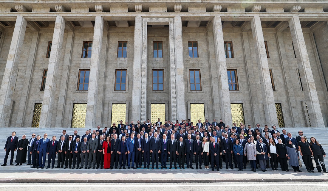 Hisarcıklıoğlu, TBMM’de “Emekçilerle Buluşma” programına katıldı