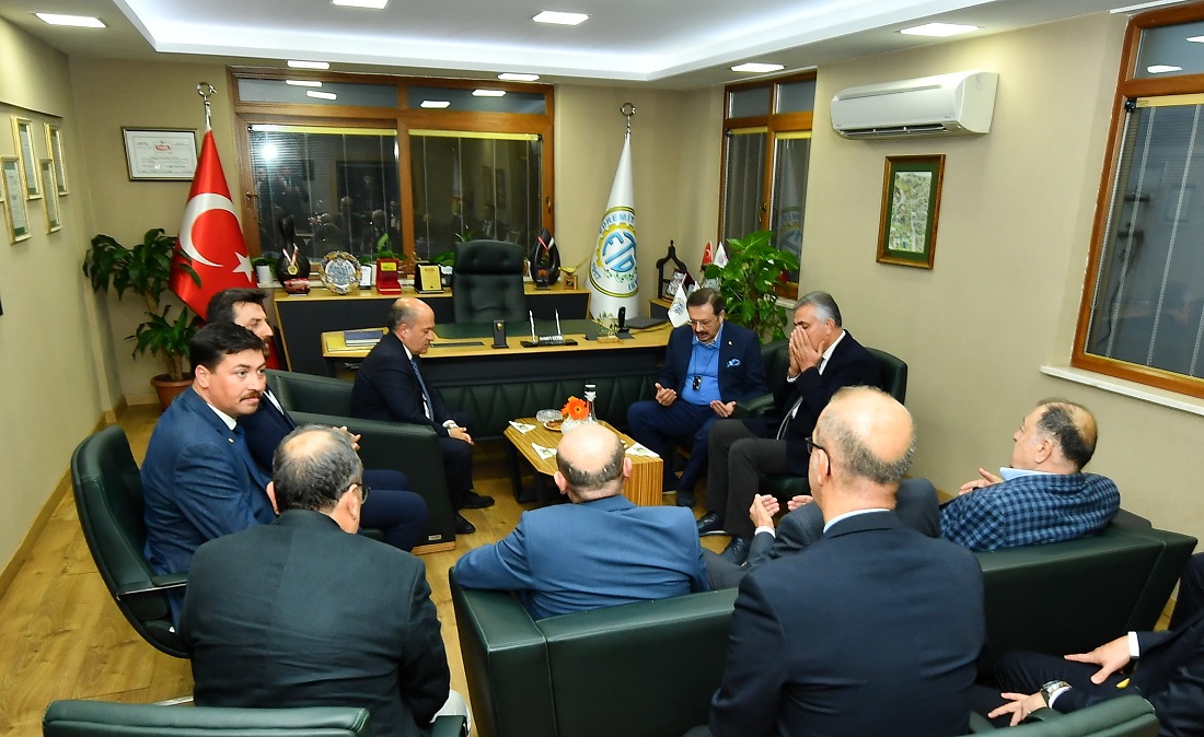 Edremit TO Başkanı Ahmet Çetin’e taziye ziyareti