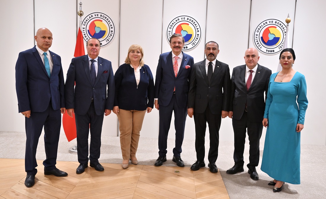 Hisarcıklıoğlu, Basın Yayın Komisyonu ile görüştü