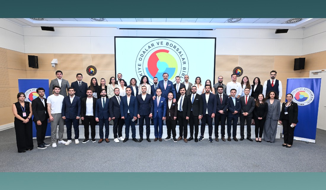 Hisarcıklıoğlu TOBB ETÜ Mezunlar Derneği’ni kabul etti