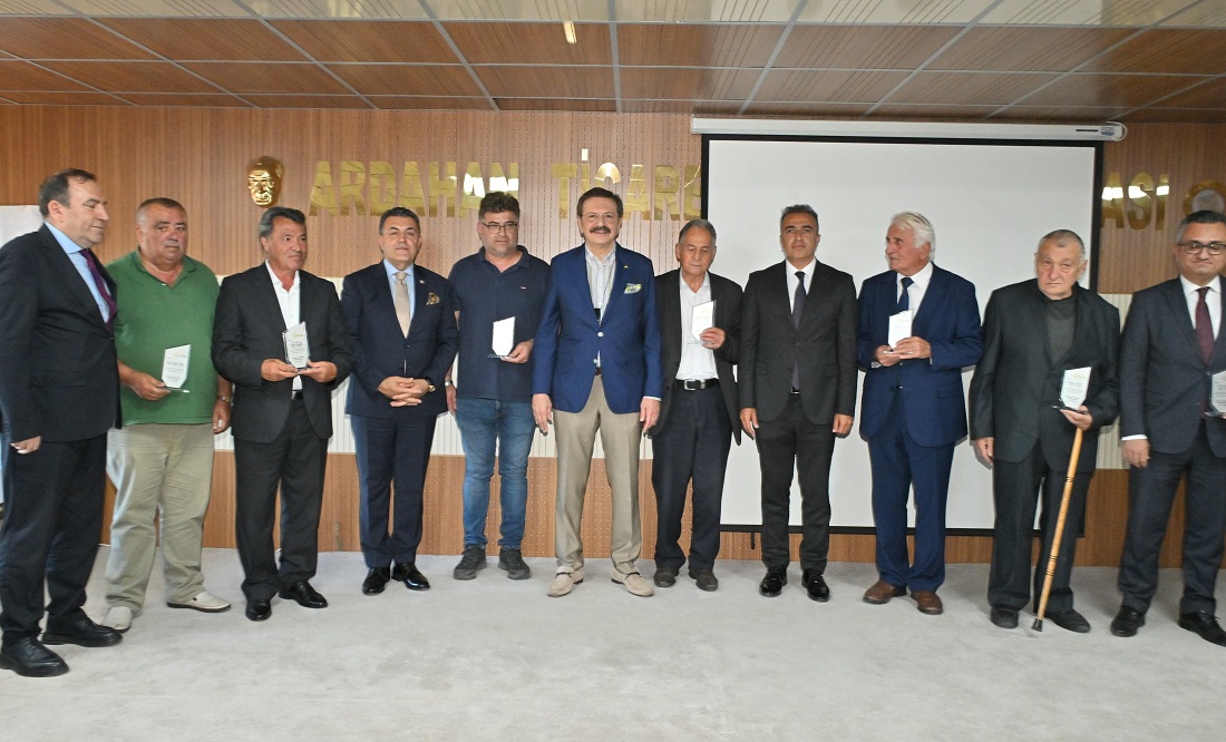 Hisarcıklıoğlu, Ardahan’da Tahkim ve Arabuluculuk Merkezi açılışı ile plaket törenine katıldı