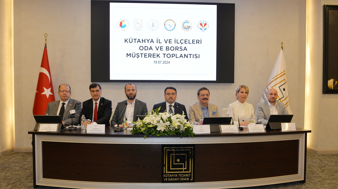 Hisarcıklıoğlu Kütahya TSO’da iş dünyası ile bir araya geldi