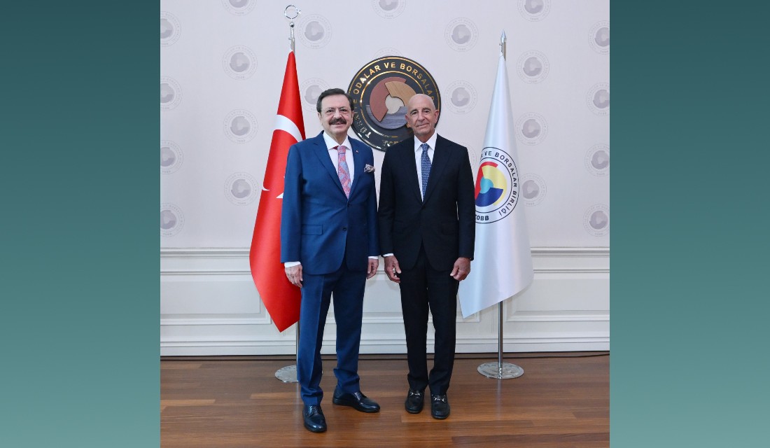 Hisarcıklıoğlu, ABD Ankara Büyükelçisi Barrack ile görüştü
